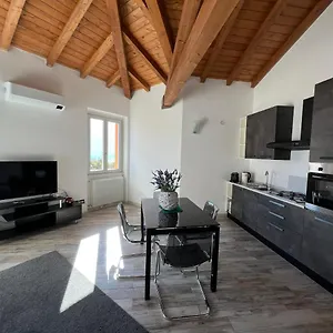 https://casa-degli-ulivi-bellagio.it-lombardy.com